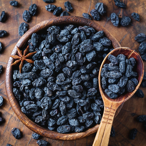 BioFresh Organics siyah kuru üzüm – doğal güneşte kurutulmuş, katkısız şekersiz kuru üzüm